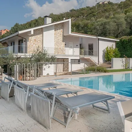 Villasgarda - Lorena Carbona Вилла