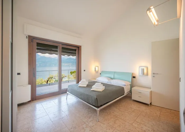 Vila Villasgarda - Lorena Carbona *