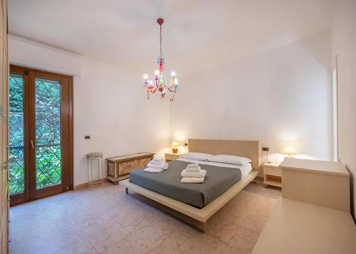 Villasgarda - Lorena Carbona Villa Torri Del Benaco