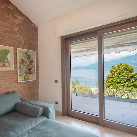 Villa Villasgarda - Lorena Carbona *