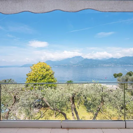 Villasgarda - Lorena Carbona Villa Torri del Benaco