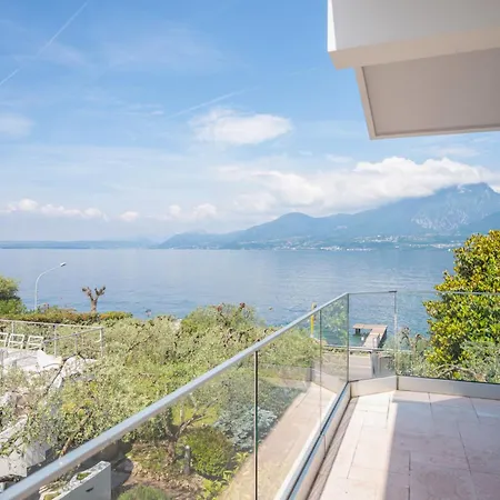 Villa Villasgarda - Lorena Carbona Torri del Benaco