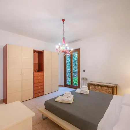 Villasgarda - Lorena Carbona Villa