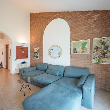 Villasgarda - Lorena Carbona Villa Torri del Benaco